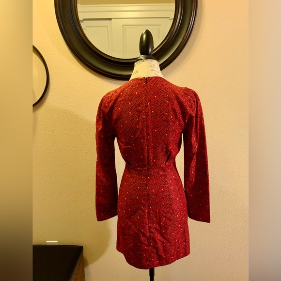 LN ZARA RUCHED FRONT DRESS. FULLY LINED. HIDDEN BACK ZIPPER. DRESS IS FITTED. - Picture 7 of 16